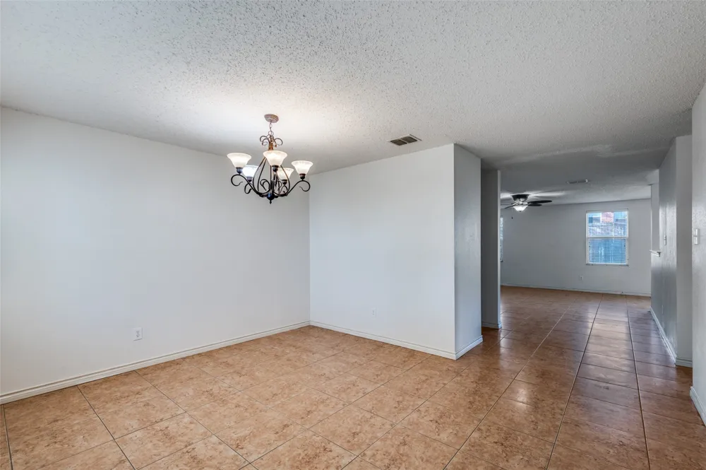 8402 Olivia Meadow Drive Arlington, TX 76002