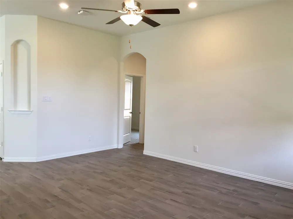 2734 Salt Creek Way Celina, TX 75078