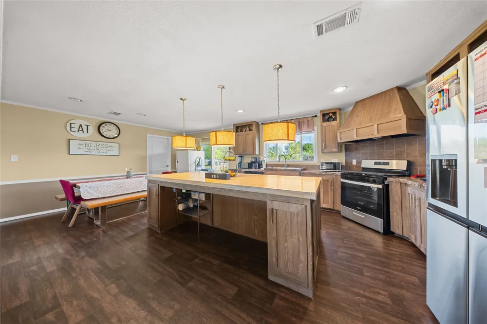 8379 Alice Circle Quinlan, TX 75474