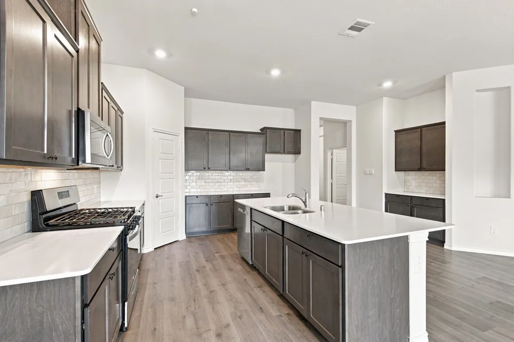 13409 Sueca Drive Little Elm, TX 75068