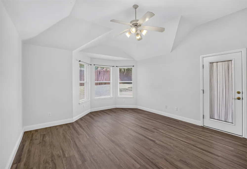 2921 Silvercrest Lane Grapevine, TX 76051