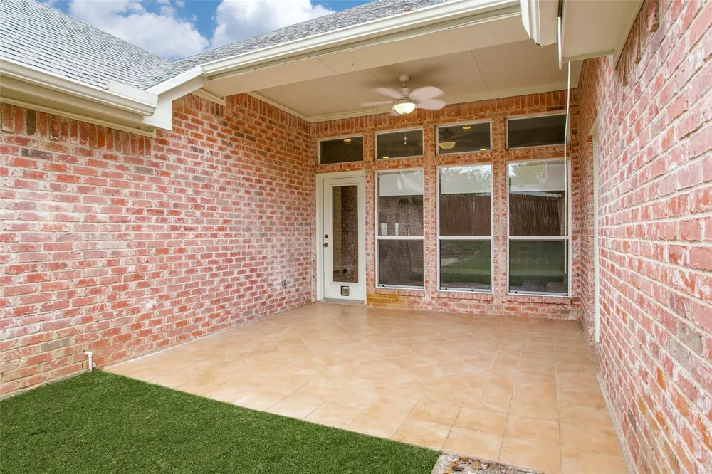 2921 Silvercrest Lane Grapevine, TX 76051