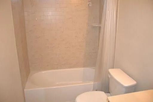 2104 Stonewood Drive Lancaster, TX 75134