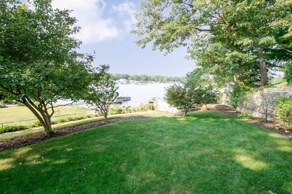 50002 Wildwood Drive Silver Creek Township, MI 49047