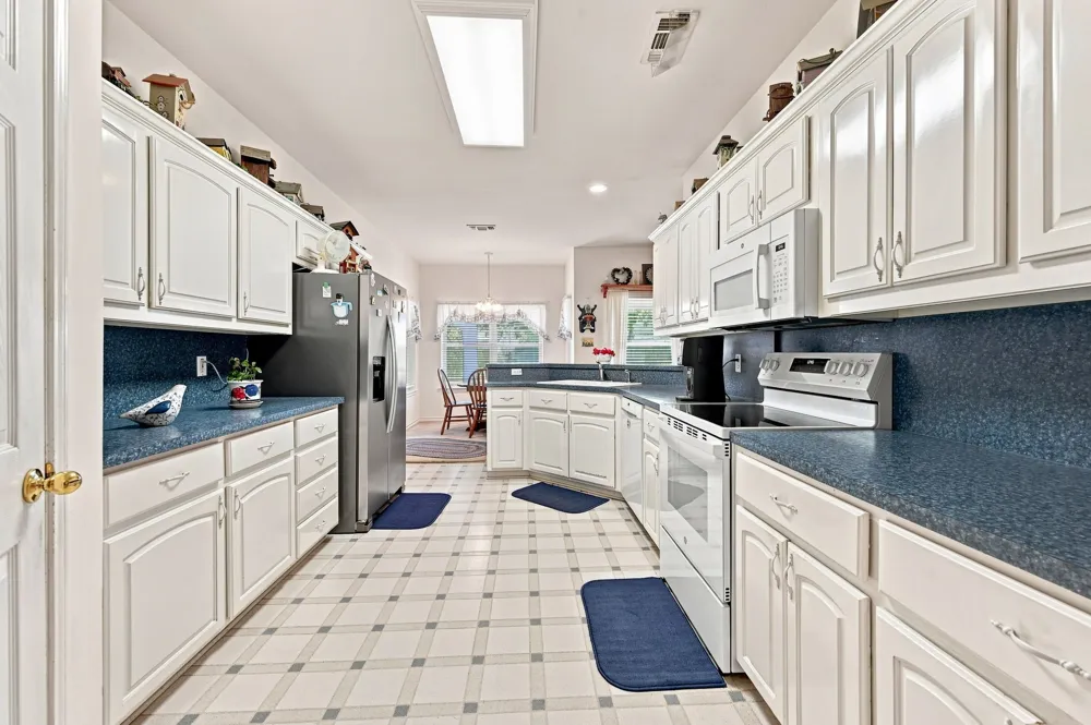 706 Georgetown Road Ovilla, TX 75154