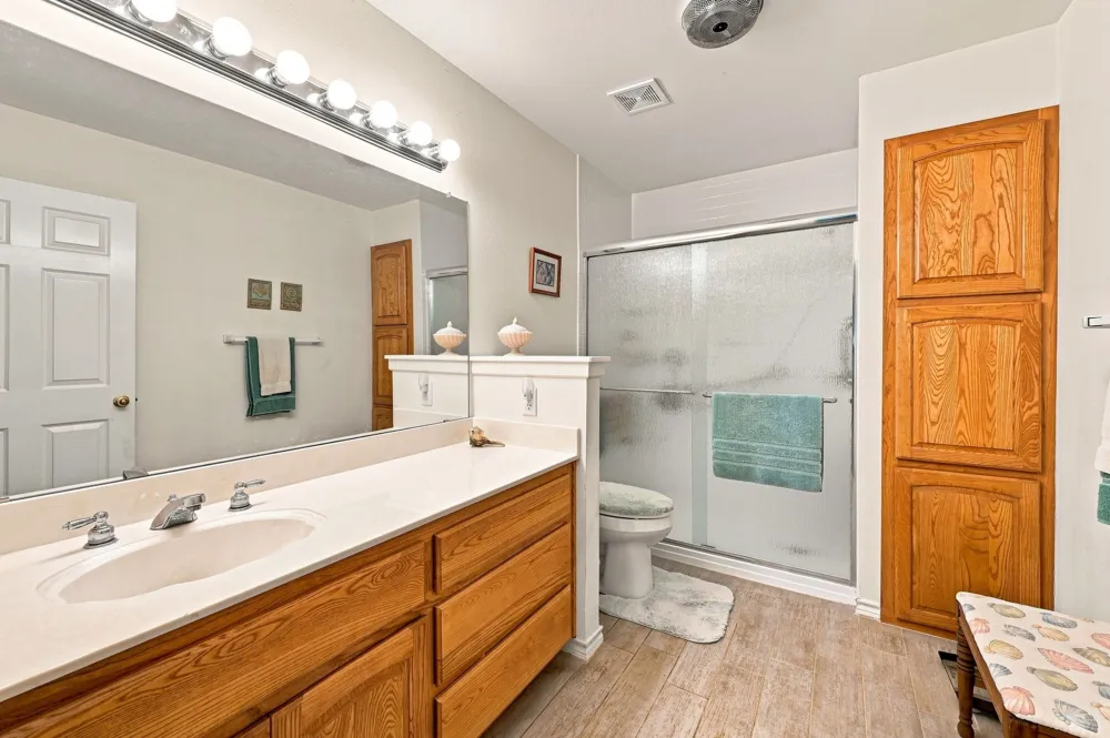 706 Georgetown Road Ovilla, TX 75154
