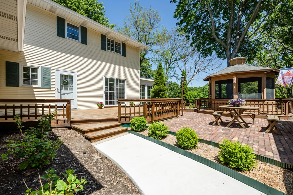 5221 Ridge Road Lincoln Charter Township, MI 49127