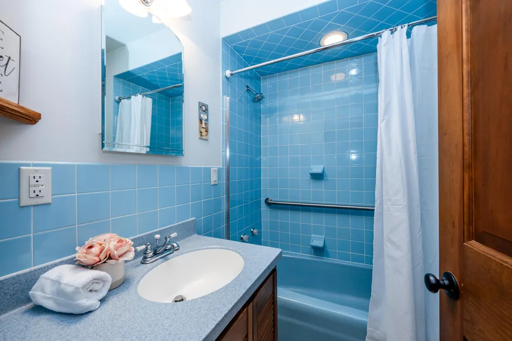 5221 Ridge Road Lincoln Charter Township, MI 49127