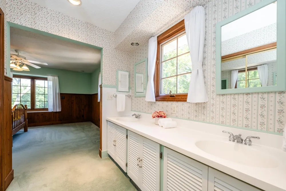 5221 Ridge Road Lincoln Charter Township, MI 49127