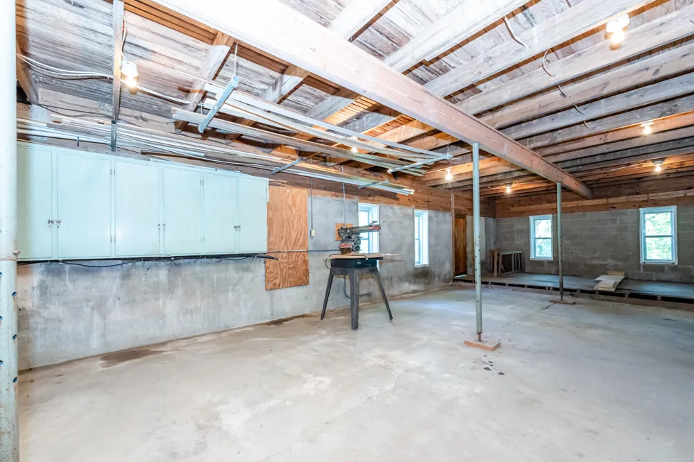 5221 Ridge Road Lincoln Charter Township, MI 49127
