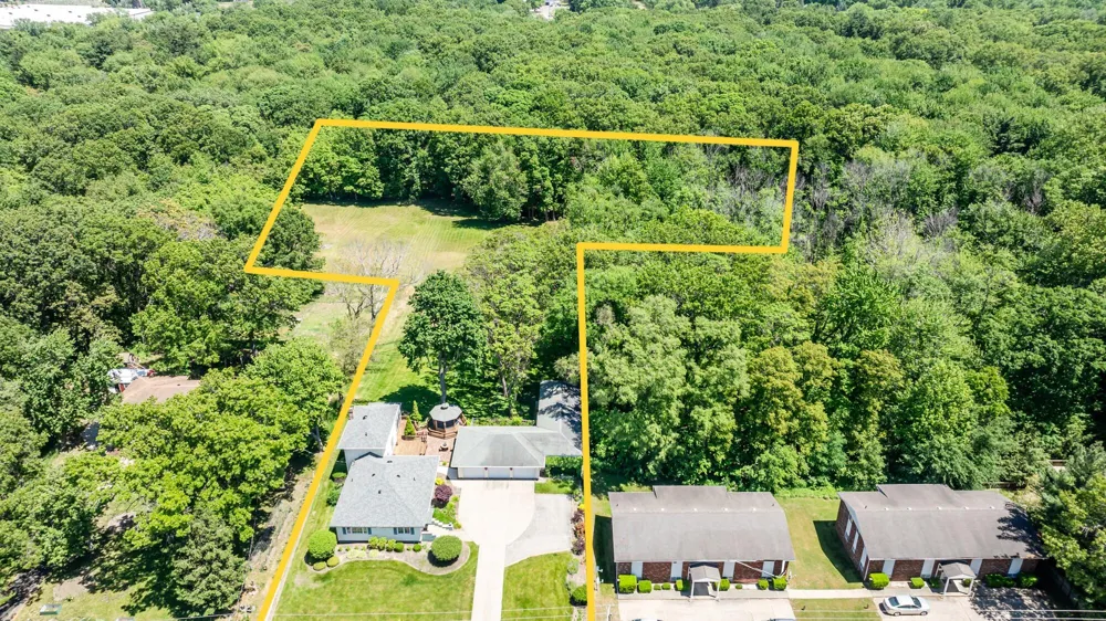 5221 Ridge Road Lincoln Charter Township, MI 49127