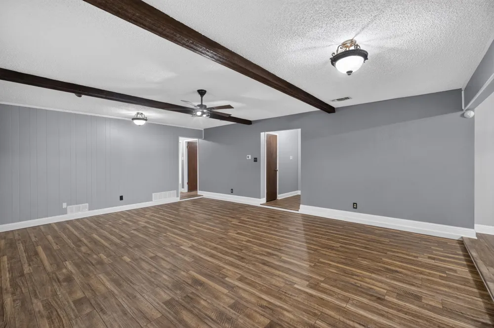 554 Taos Court Saginaw, TX 76179