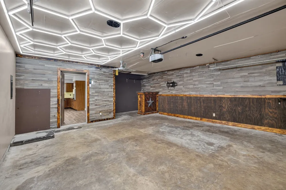 554 Taos Court Saginaw, TX 76179