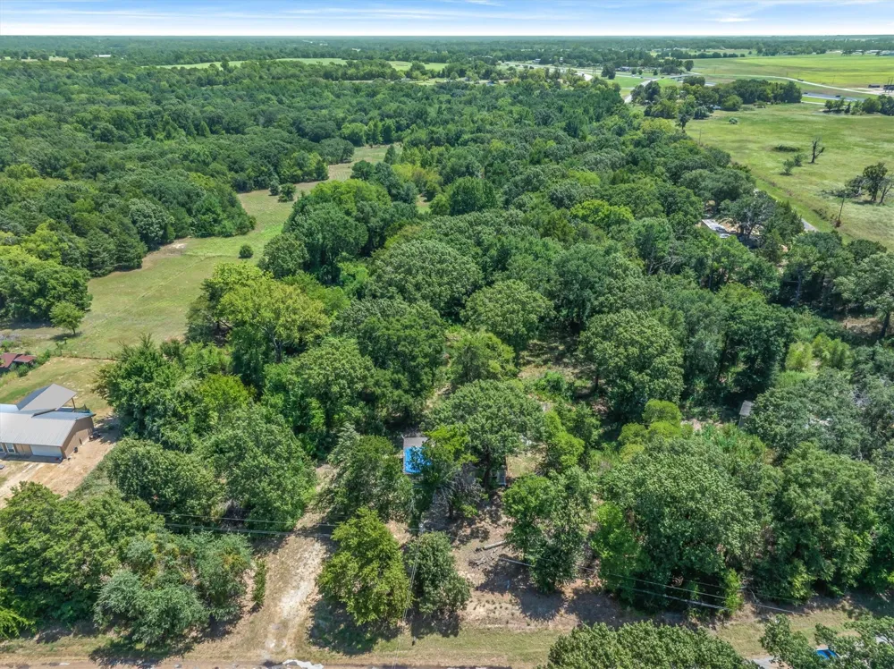 528 Van Zandt County Road 1308 Canton, TX 75103