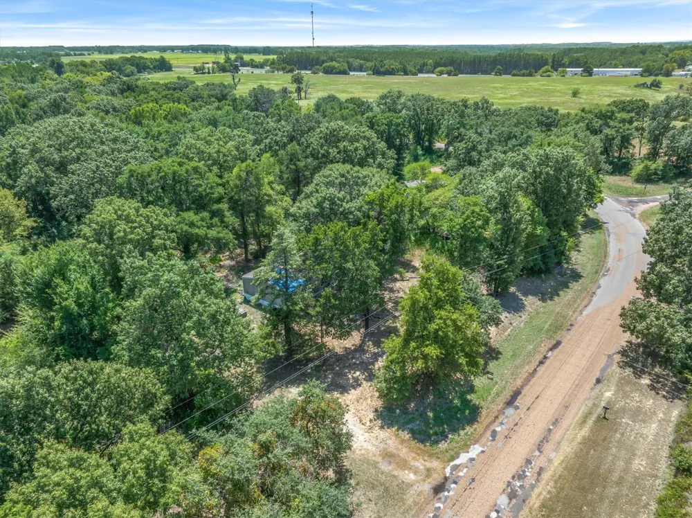 528 Van Zandt County Road 1308 Canton, TX 75103