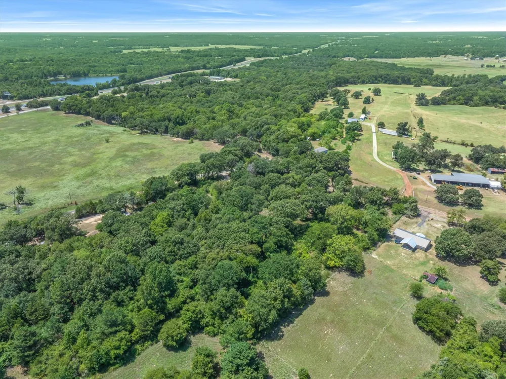 528 Van Zandt County Road 1308 Canton, TX 75103