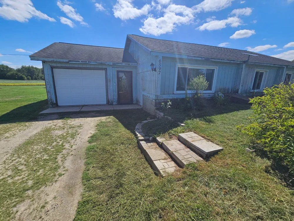 6597 W Walton Road Rolland Township, MI 49310
