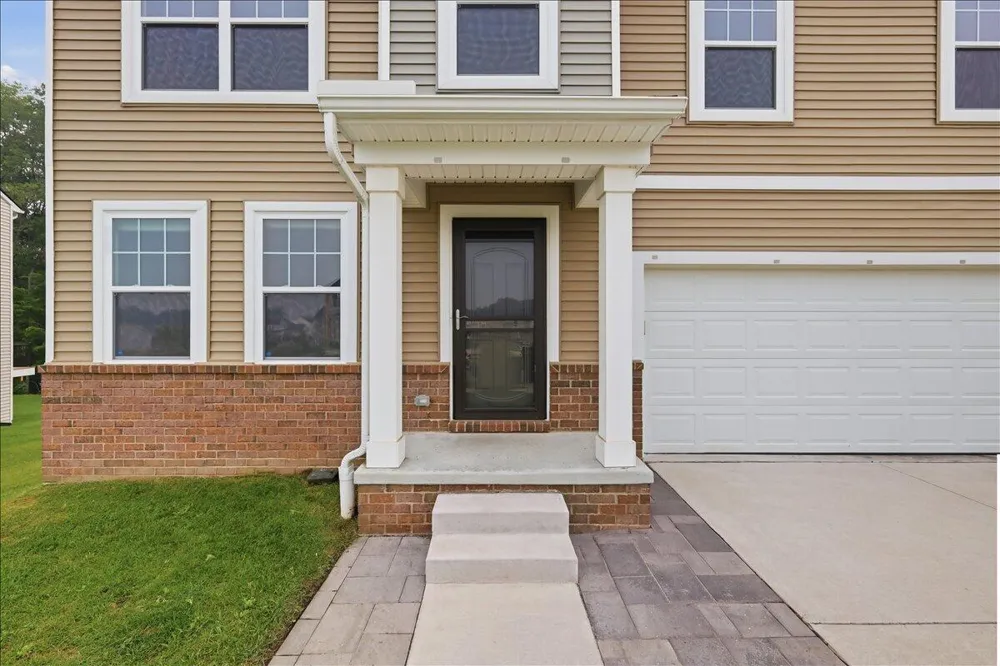 247 Sandhill Court White Lake Charter Township, MI 48386
