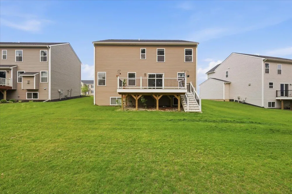 247 Sandhill Court White Lake Charter Township, MI 48386