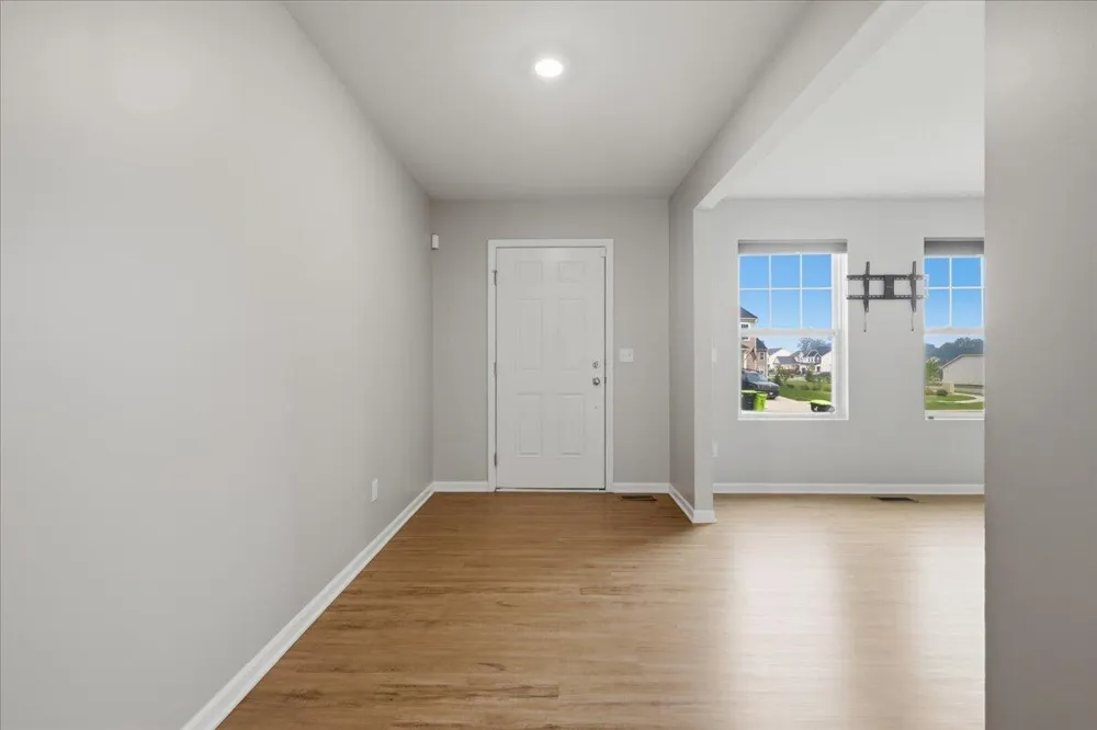 247 Sandhill Court White Lake Charter Township, MI 48386