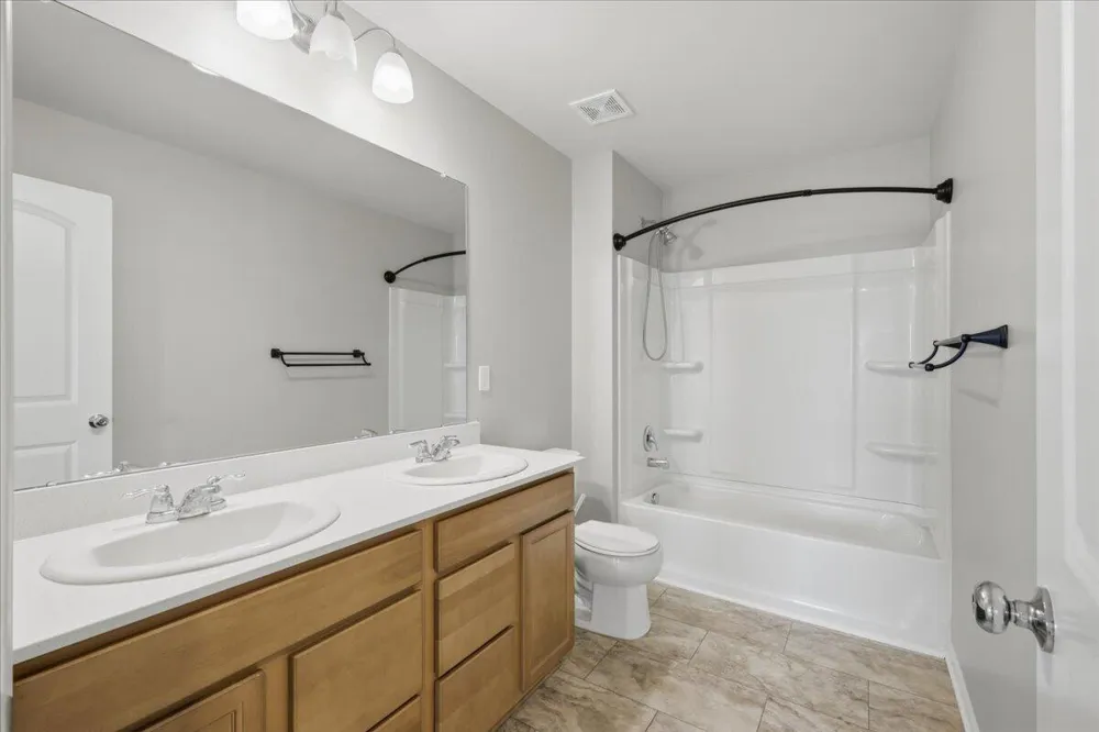 247 Sandhill Court White Lake Charter Township, MI 48386