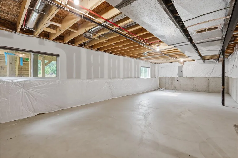 247 Sandhill Court White Lake Charter Township, MI 48386