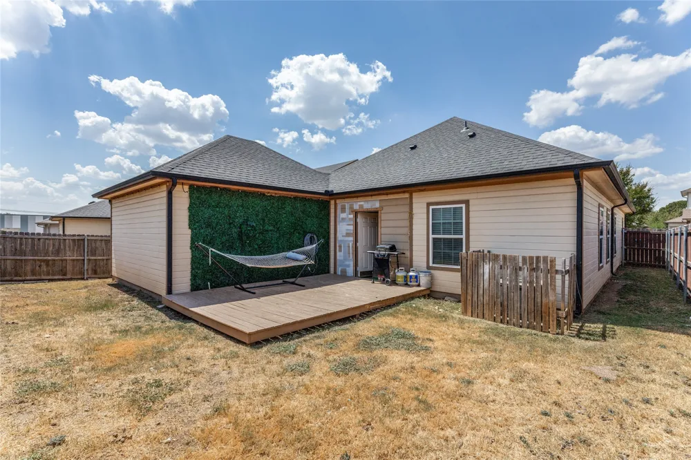 3616 Eagle Nest Street Fort Worth, TX 76106