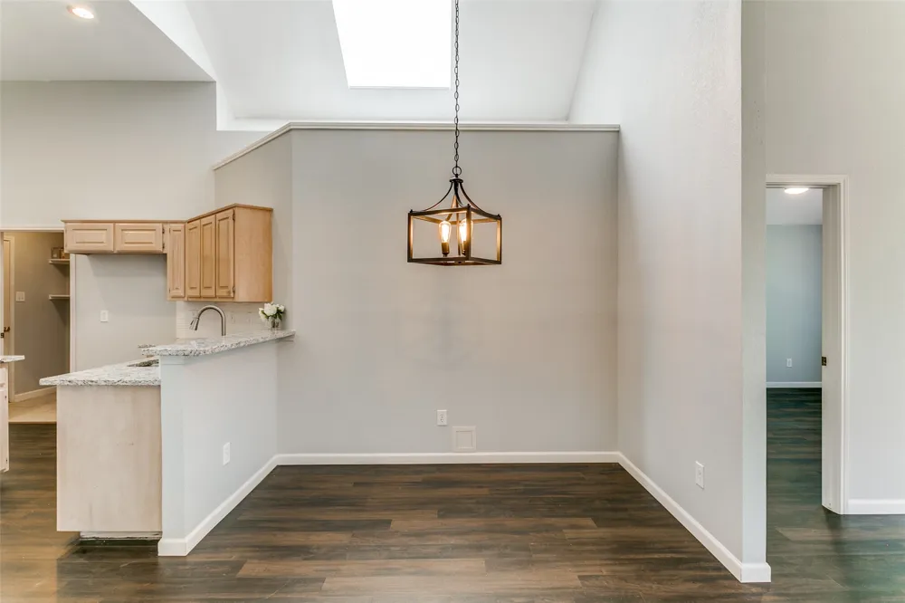2107 Amherst Drive Lewisville, TX 75067