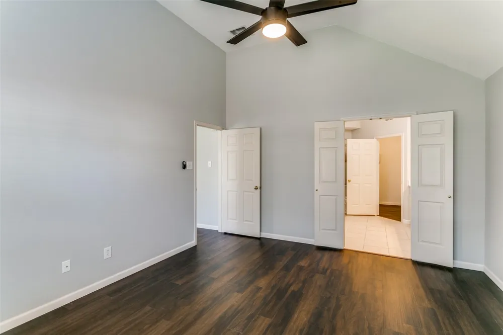 2107 Amherst Drive Lewisville, TX 75067