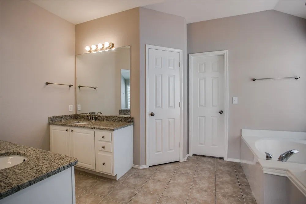 449 Sausalito Drive Rockwall, TX 75087
