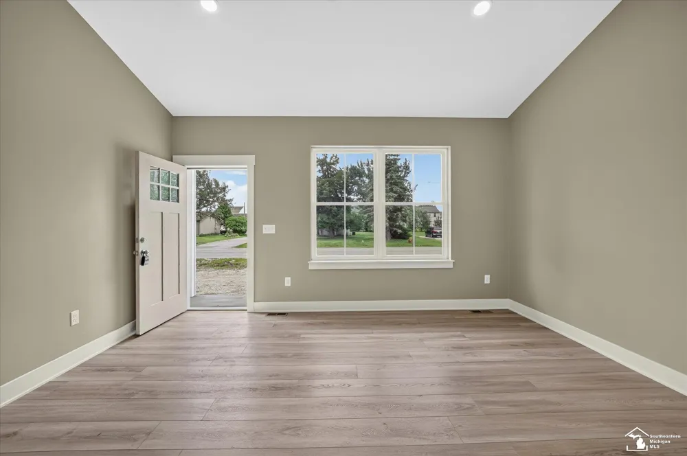 926 Ford Road Carleton Village, MI 48117
