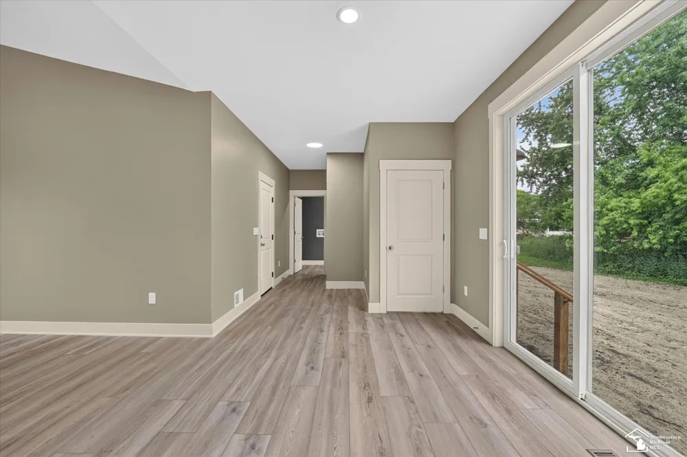 926 Ford Road Carleton Village, MI 48117