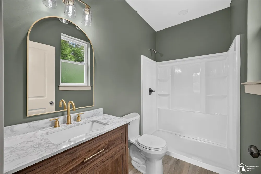 926 Ford Road Carleton Village, MI 48117
