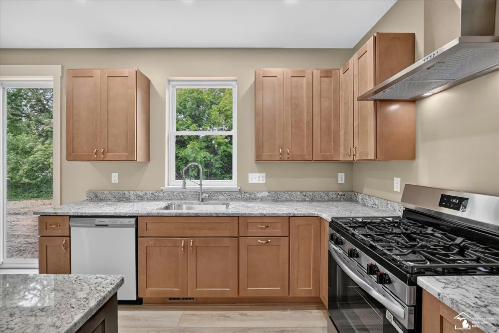 926 Ford Road Carleton Village, MI 48117