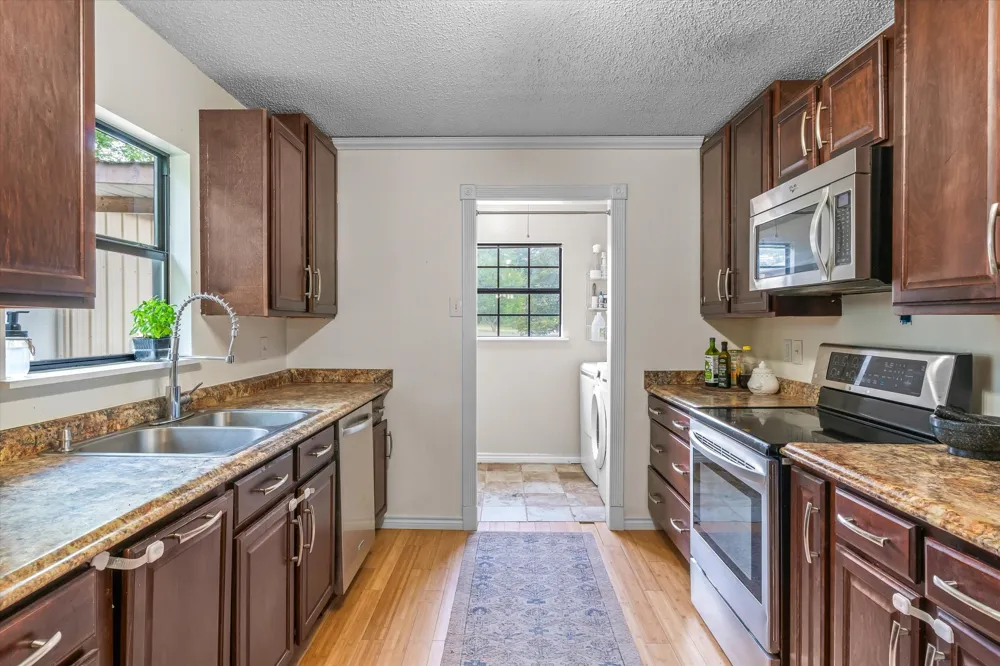 13379 County Road 3140 Tyler, TX 75706