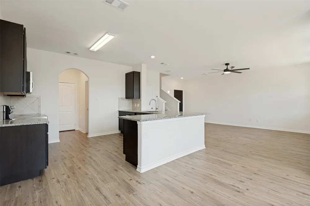 1403 Kinglet Drive Ennis, TX 75119