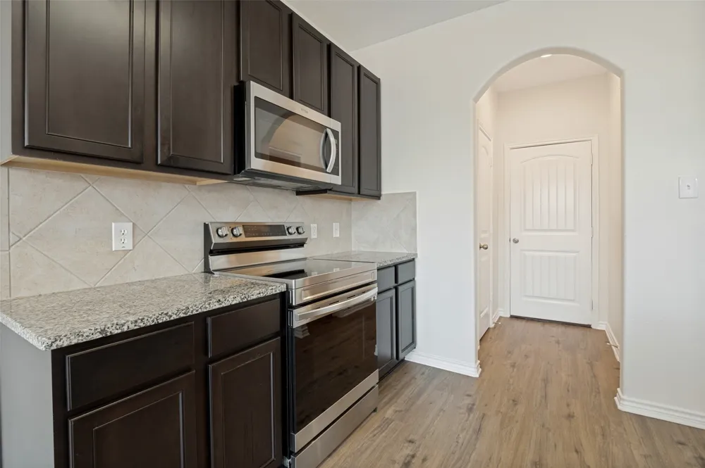 1403 Kinglet Drive Ennis, TX 75119
