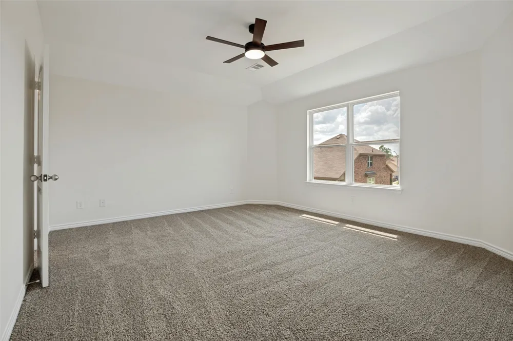 1403 Kinglet Drive Ennis, TX 75119