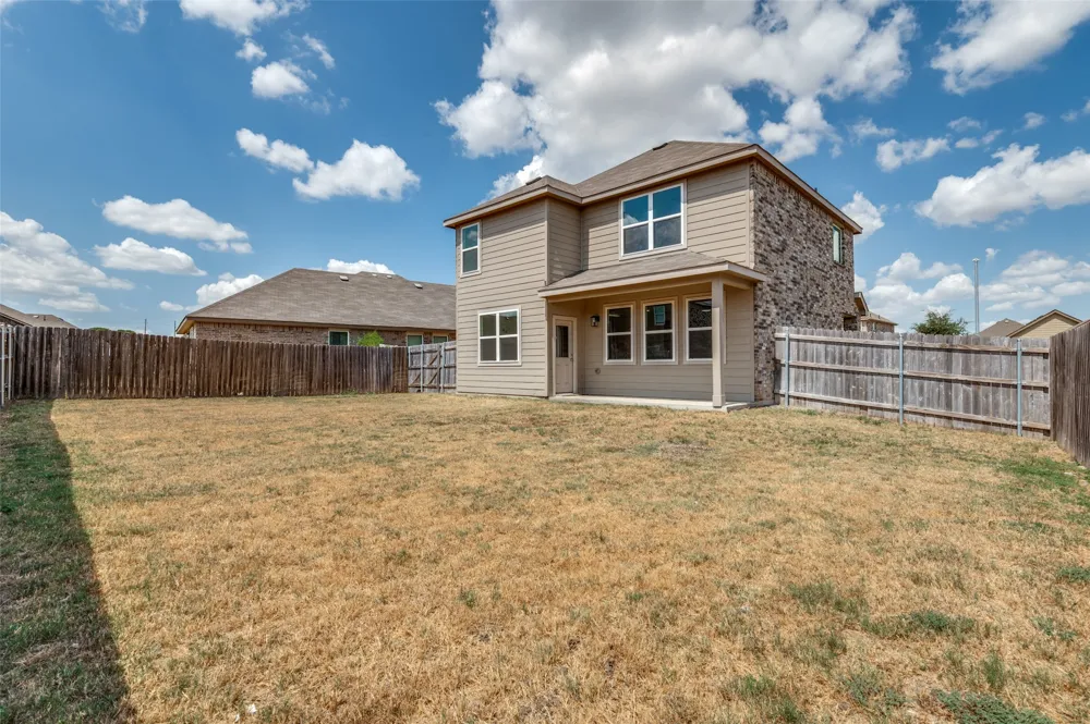 1403 Kinglet Drive Ennis, TX 75119