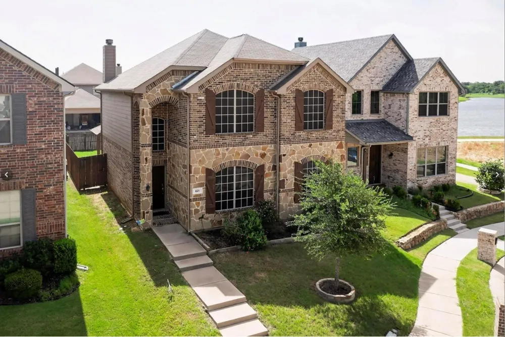 621 Big Horn Road Aubrey, TX 76227