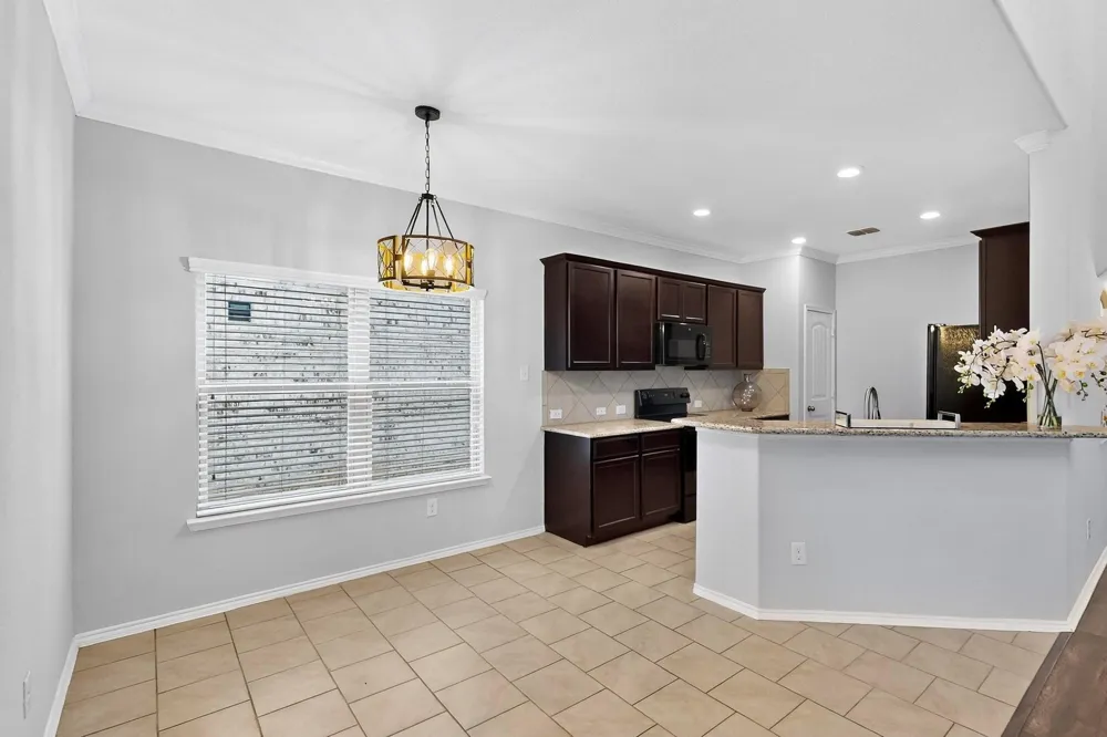 621 Big Horn Road Aubrey, TX 76227