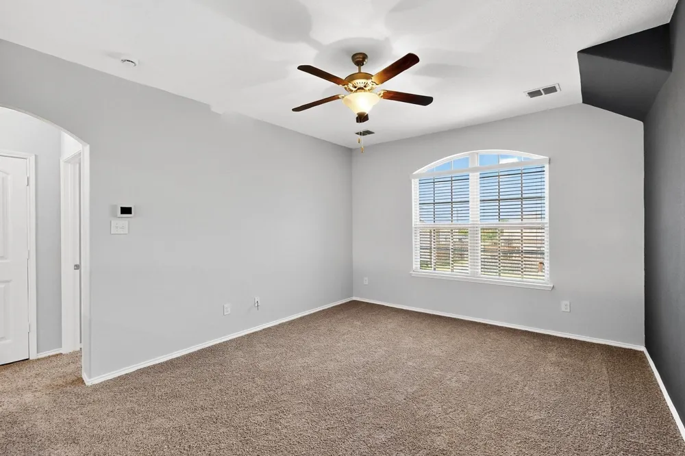 621 Big Horn Road Aubrey, TX 76227