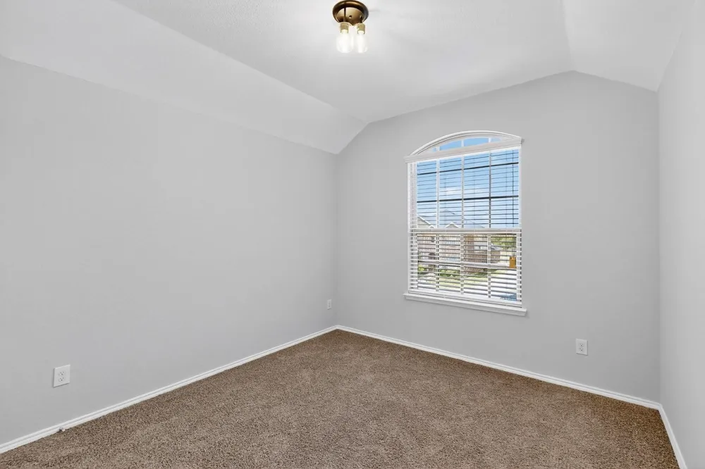 621 Big Horn Road Aubrey, TX 76227
