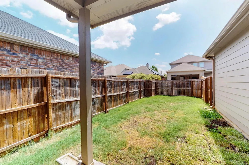 621 Big Horn Road Aubrey, TX 76227