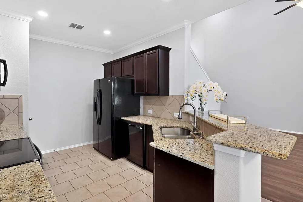 621 Big Horn Road Aubrey, TX 76227