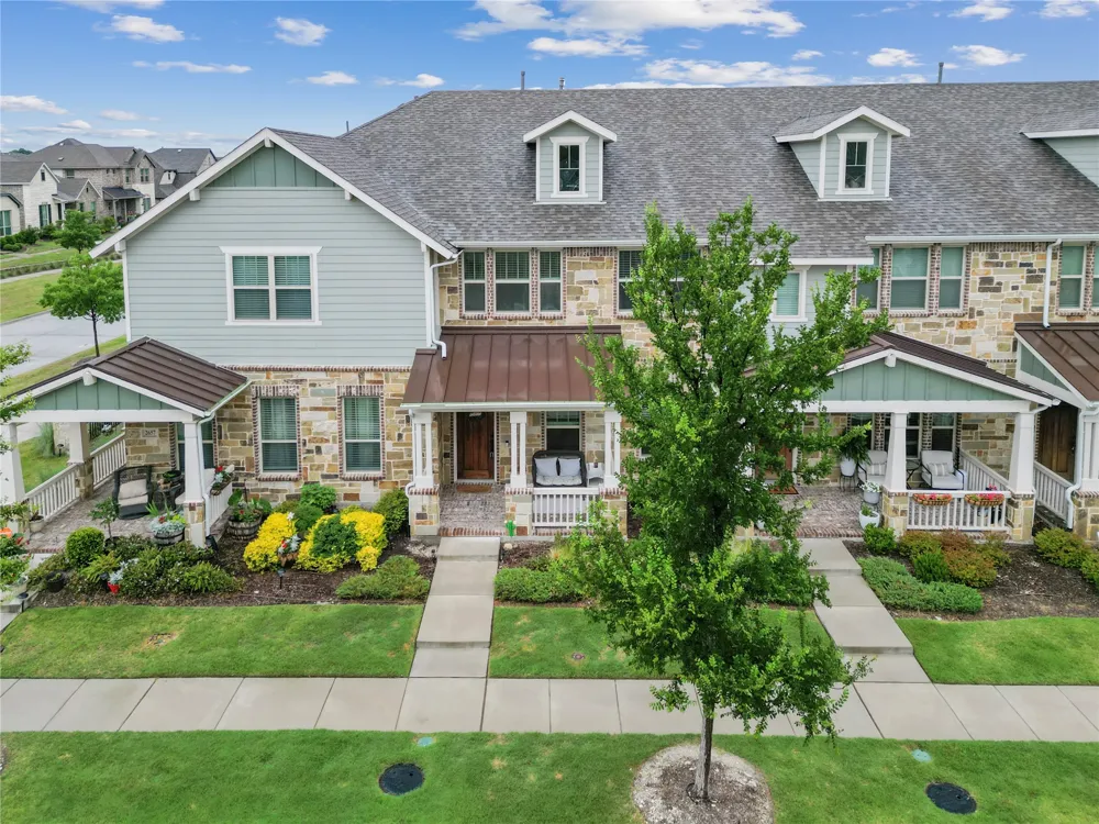 2653 Settlers Place Garland, TX 75042