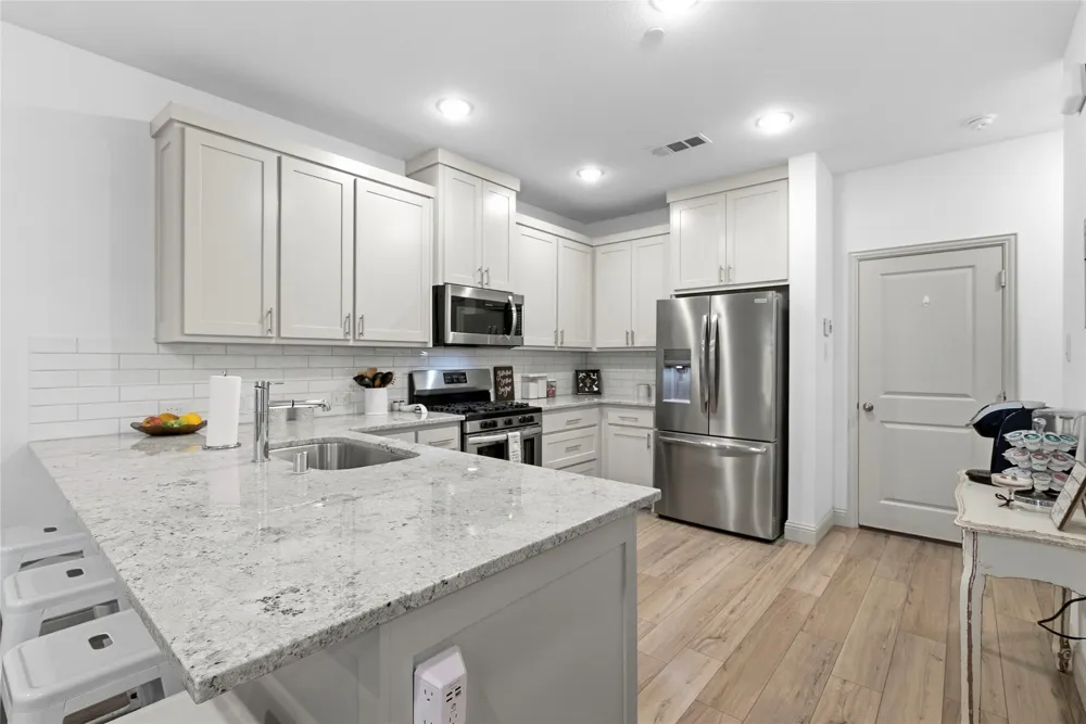 2653 Settlers Place Garland, TX 75042