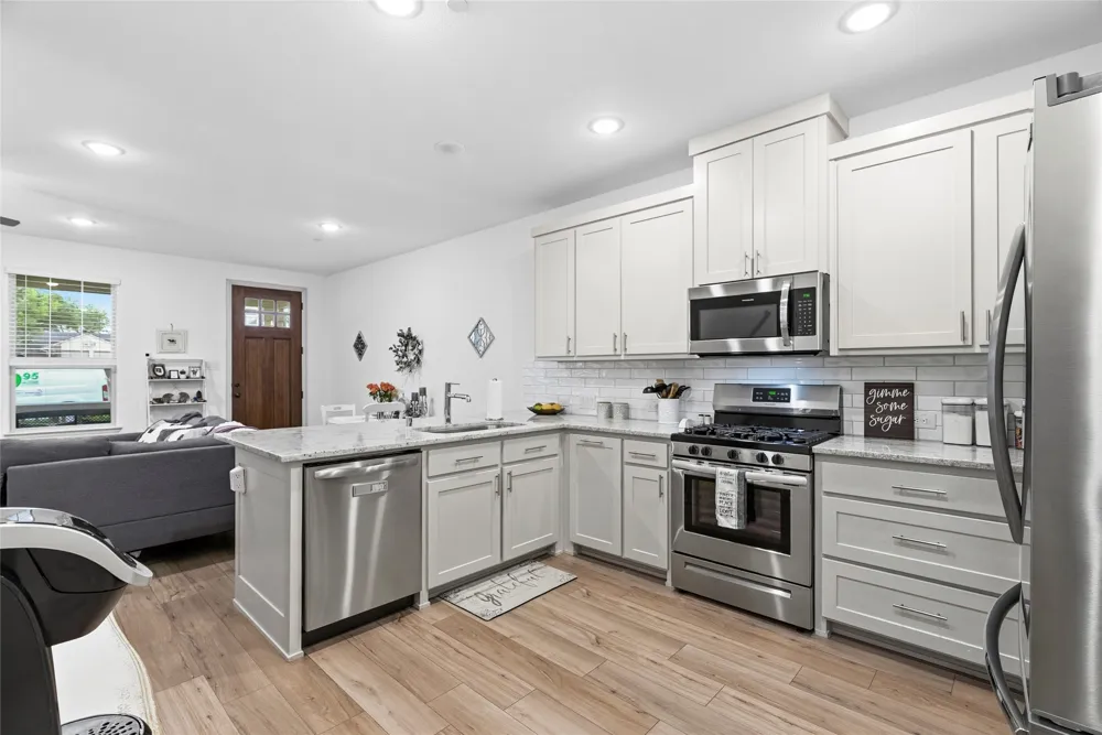 2653 Settlers Place Garland, TX 75042