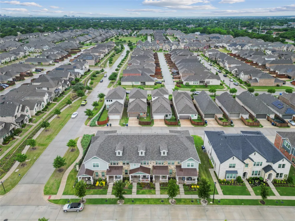 2653 Settlers Place Garland, TX 75042