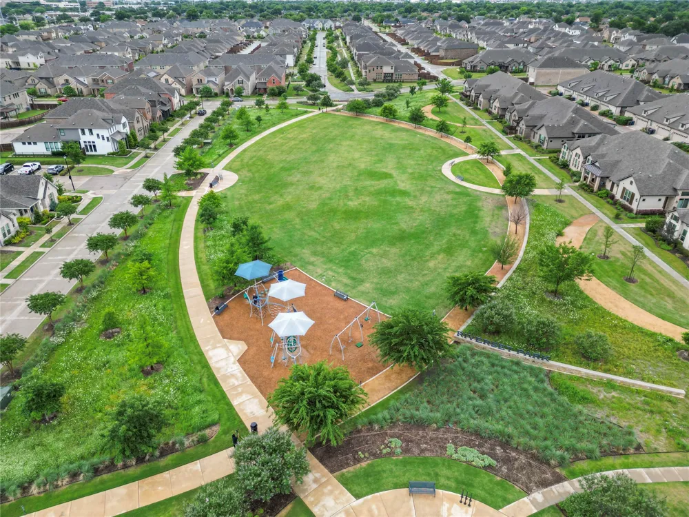 2653 Settlers Place Garland, TX 75042